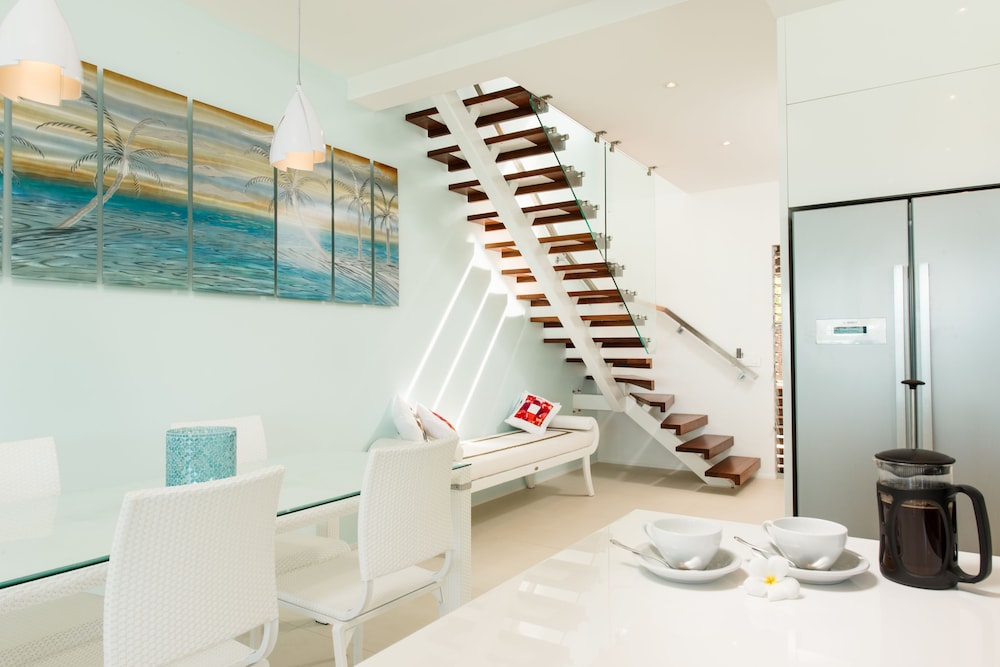 Crystal Blue Lagoon Villas 38/38