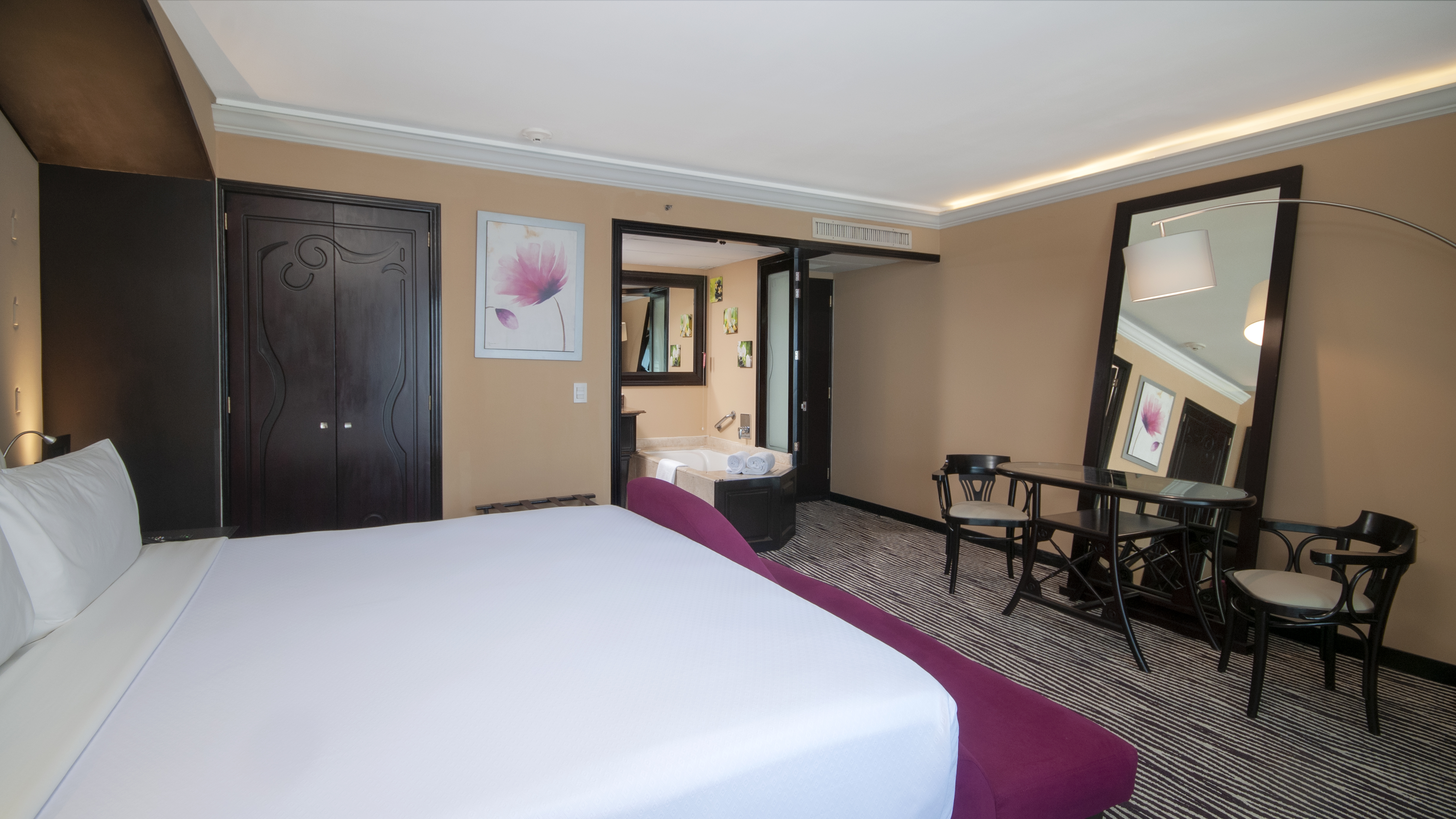 Executive, Single, King Bed