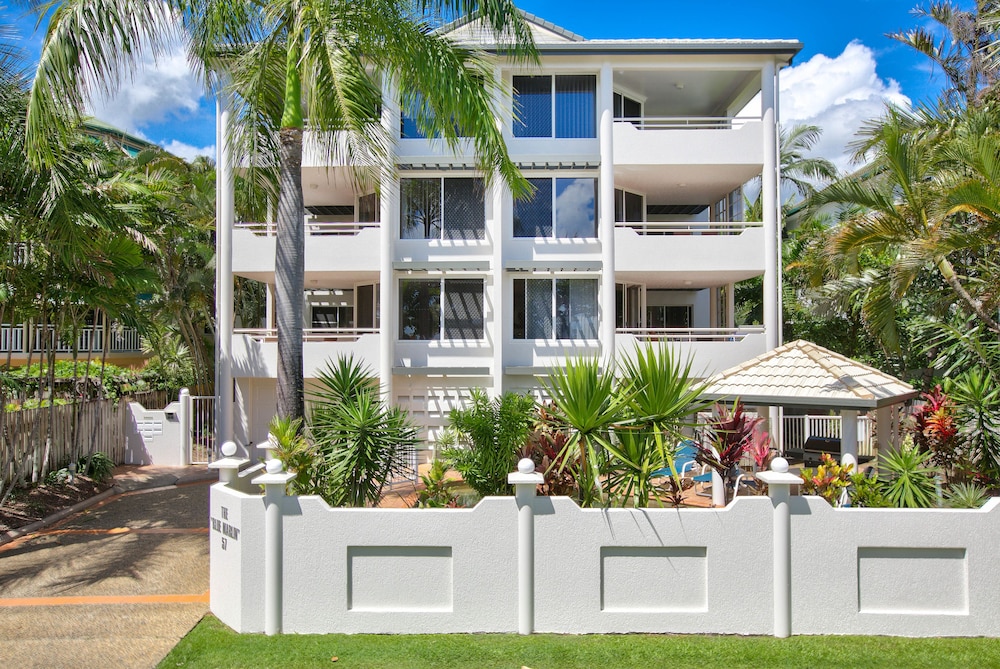 On the Beach Holiday Apartments 4/68