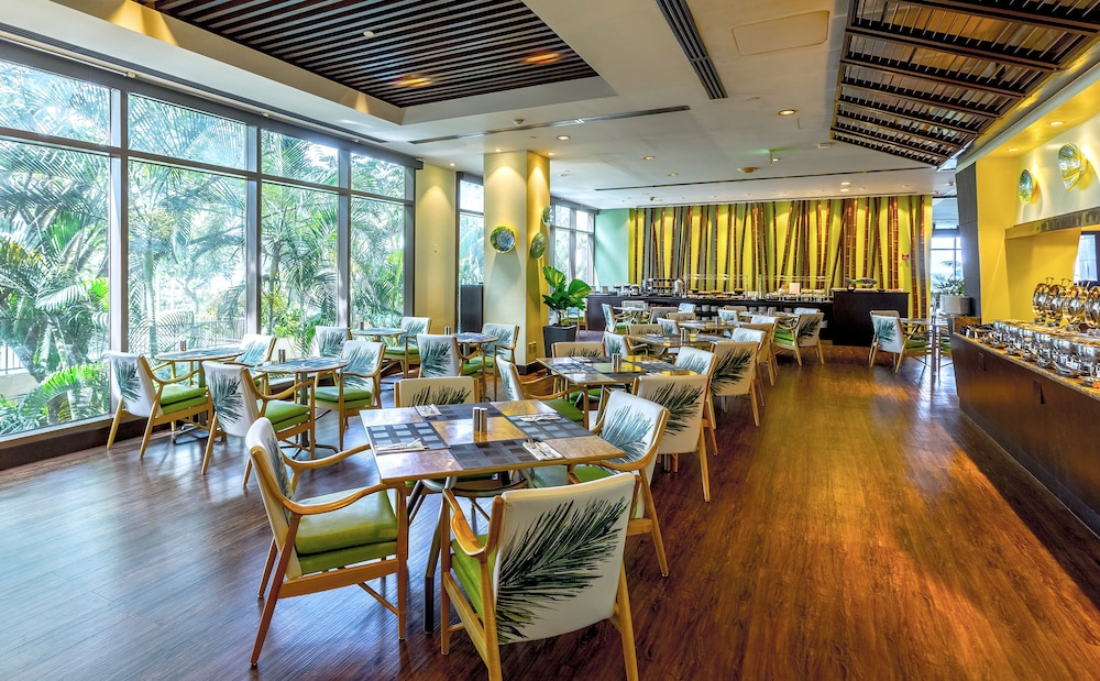 Dusit Beach Resort Guam 33/48