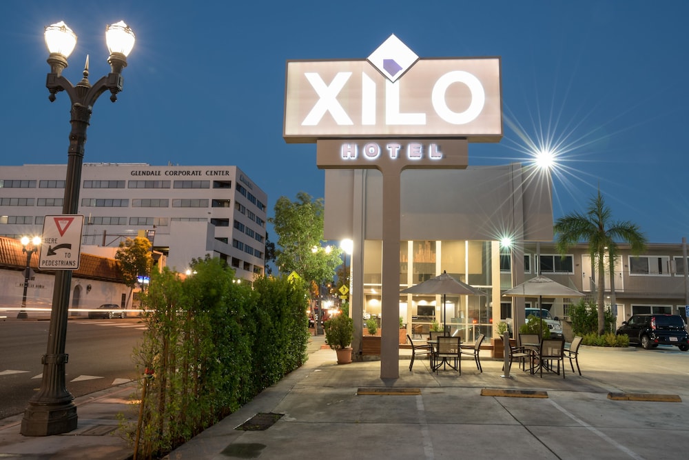 Hotel Xilo Glendale 3/51
