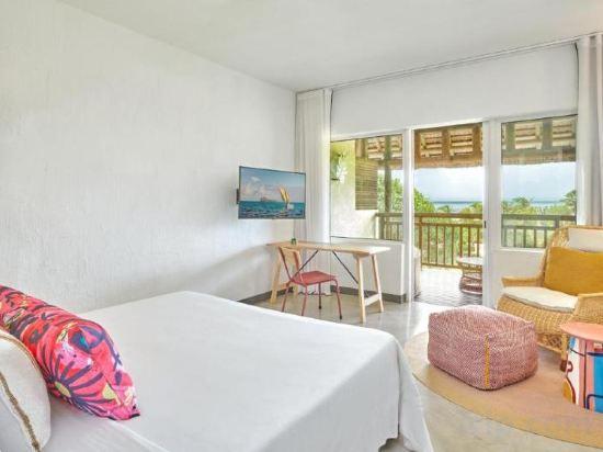 Privilege, Suite, Double Bed, Beach Front