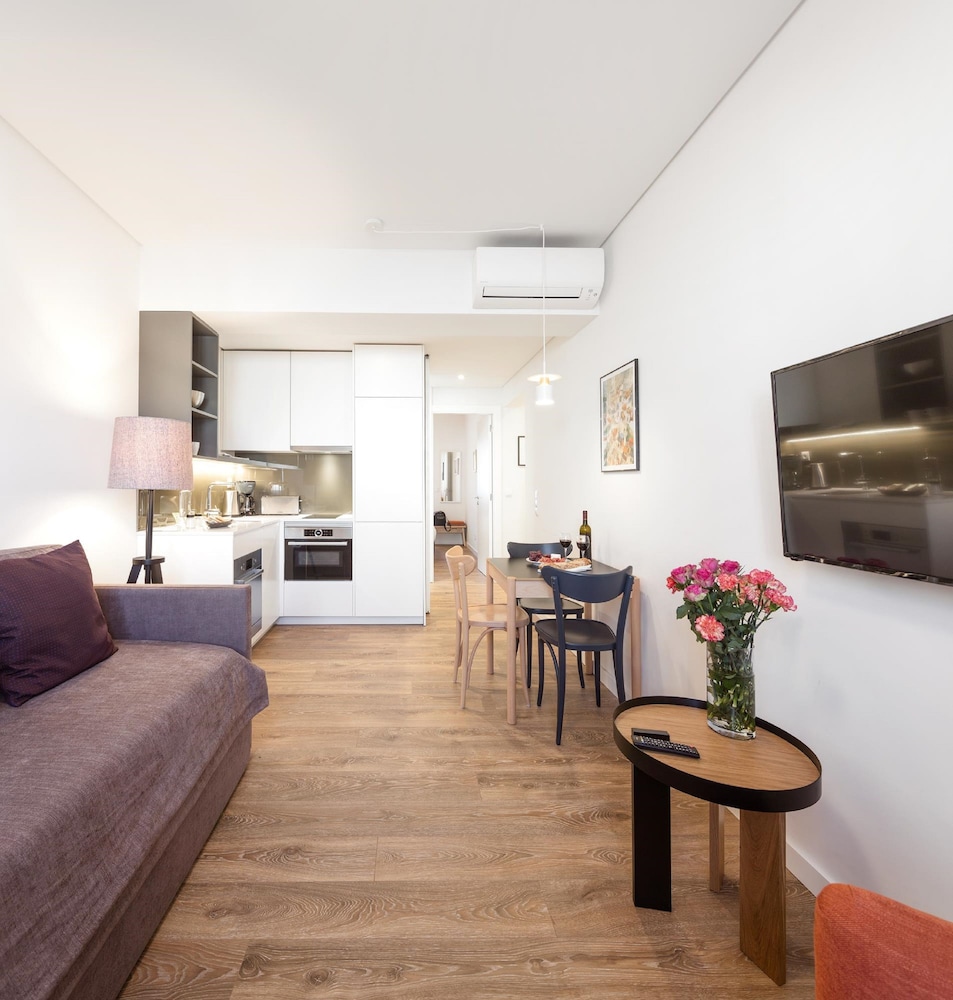 Lisbon Serviced Apartments Avenida 42/67