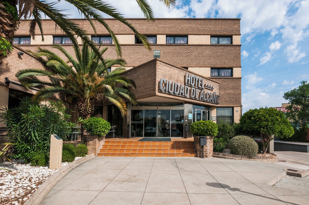 Hotel Ciudad de Alcaniz 44/50