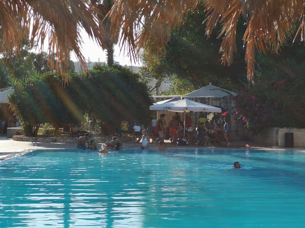 SC Club Village 33/50