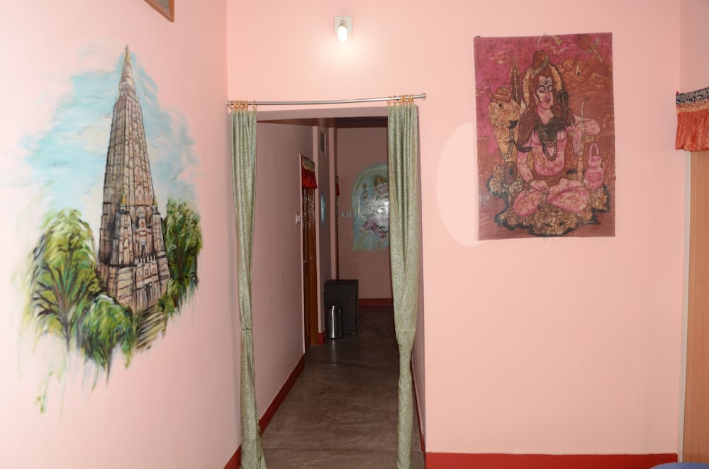 Kundan Bazar Guest House 22/30