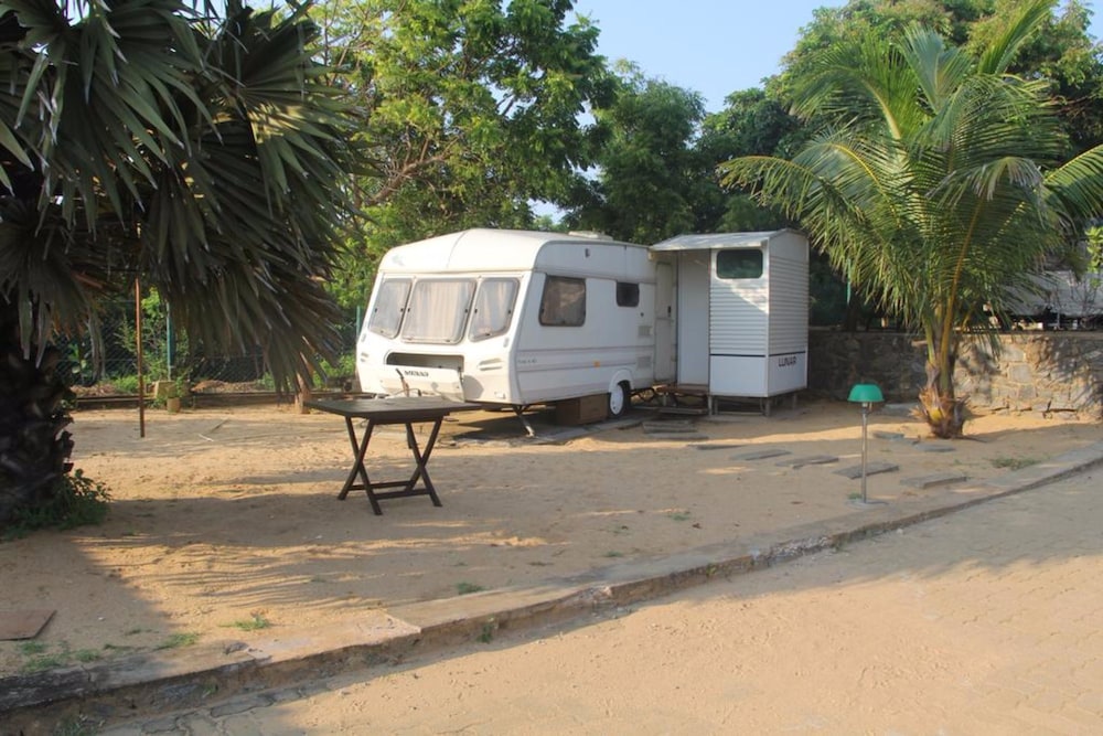 Yala Caravan Village 24/32