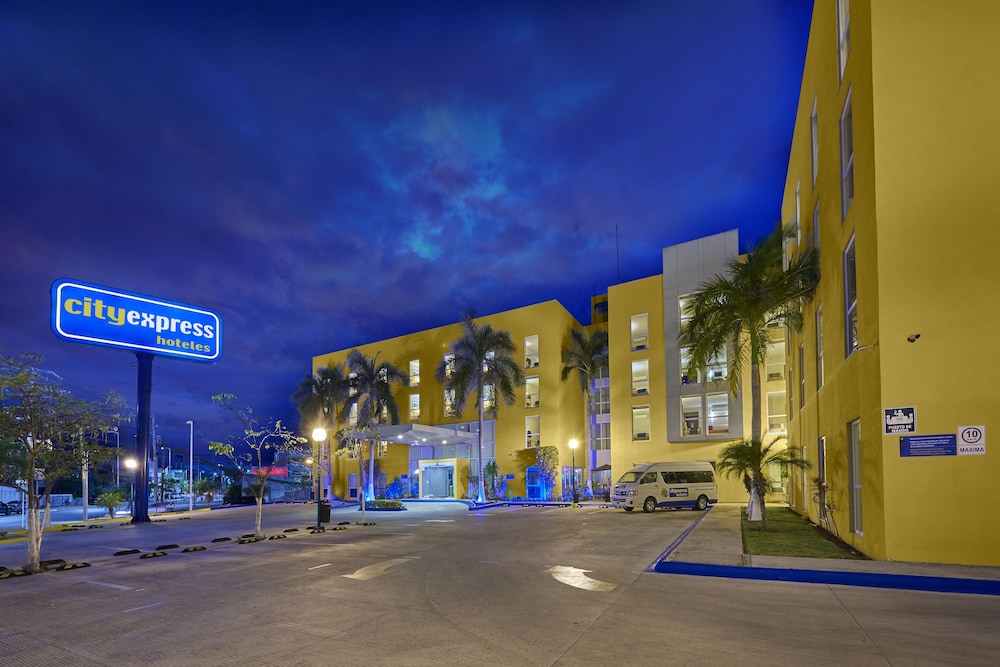 City Express by Marriott Campeche 32/36
