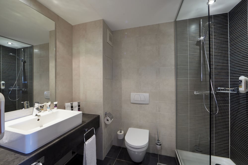 Mercure Severinshof Koeln City Hotel 47/48