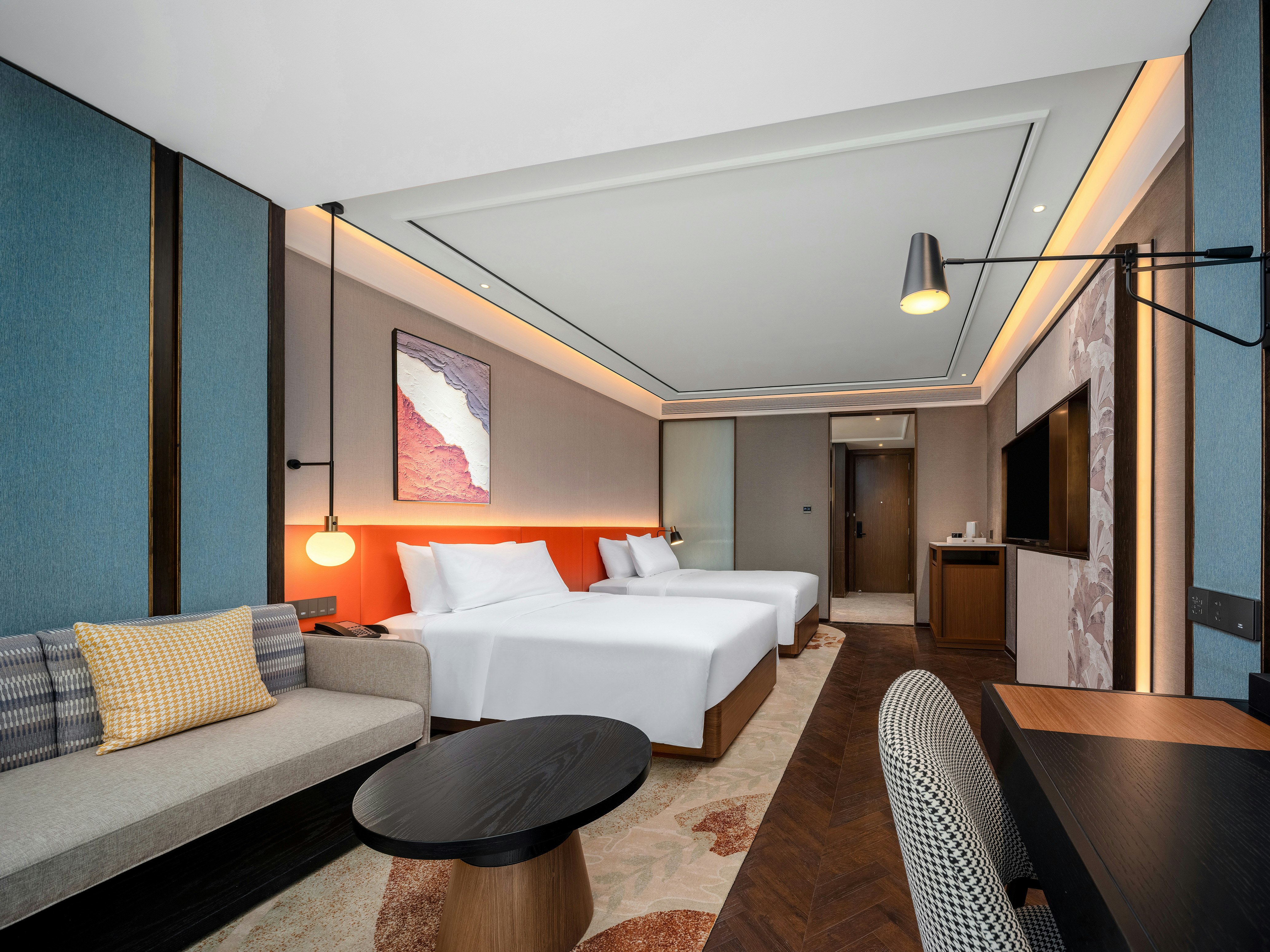 DELUXE, TWIN BEDS