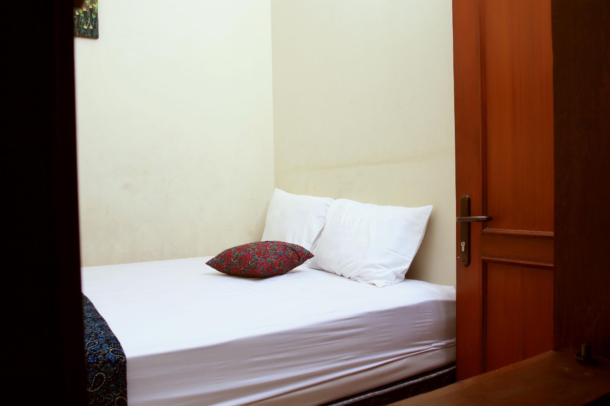 Room, Single, Shared Bathroom, with Fan
