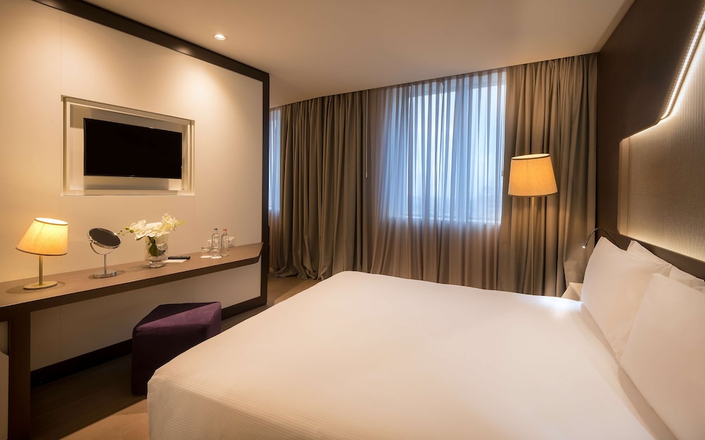 Doubletree By Hilton Hotel Yerevan City Centre 12/67