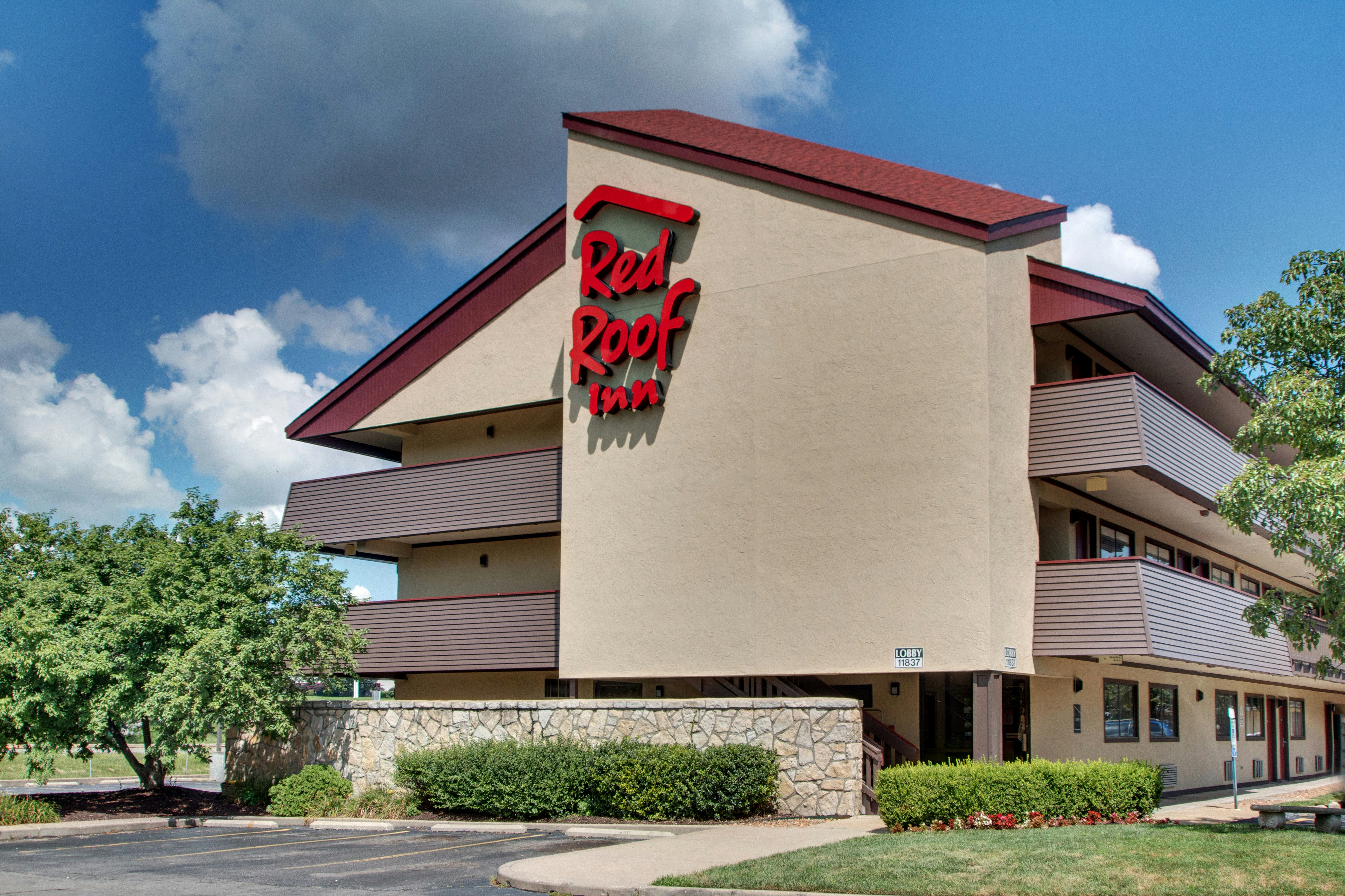 Red Roof Inn St Louis - Westport 1/10