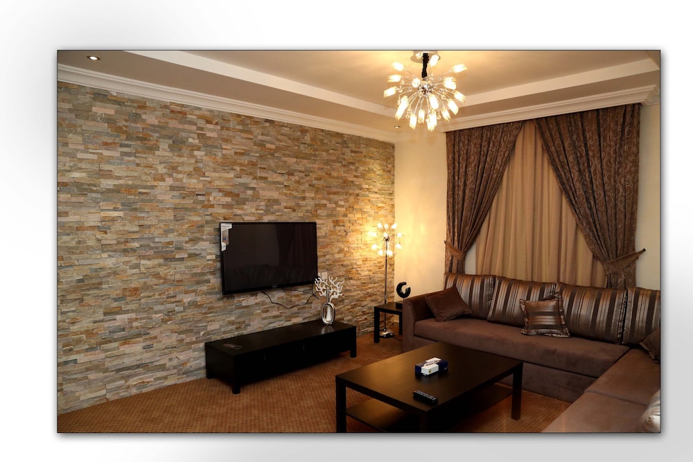 Loren Suites Al Salamah 33/50