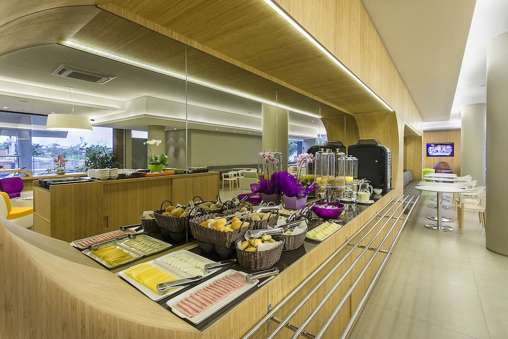 DMax Hotel 14/50