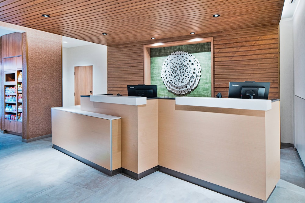 Fairfield by Marriott Inn & Suites Deerfield Beach Boca Raton 12/48