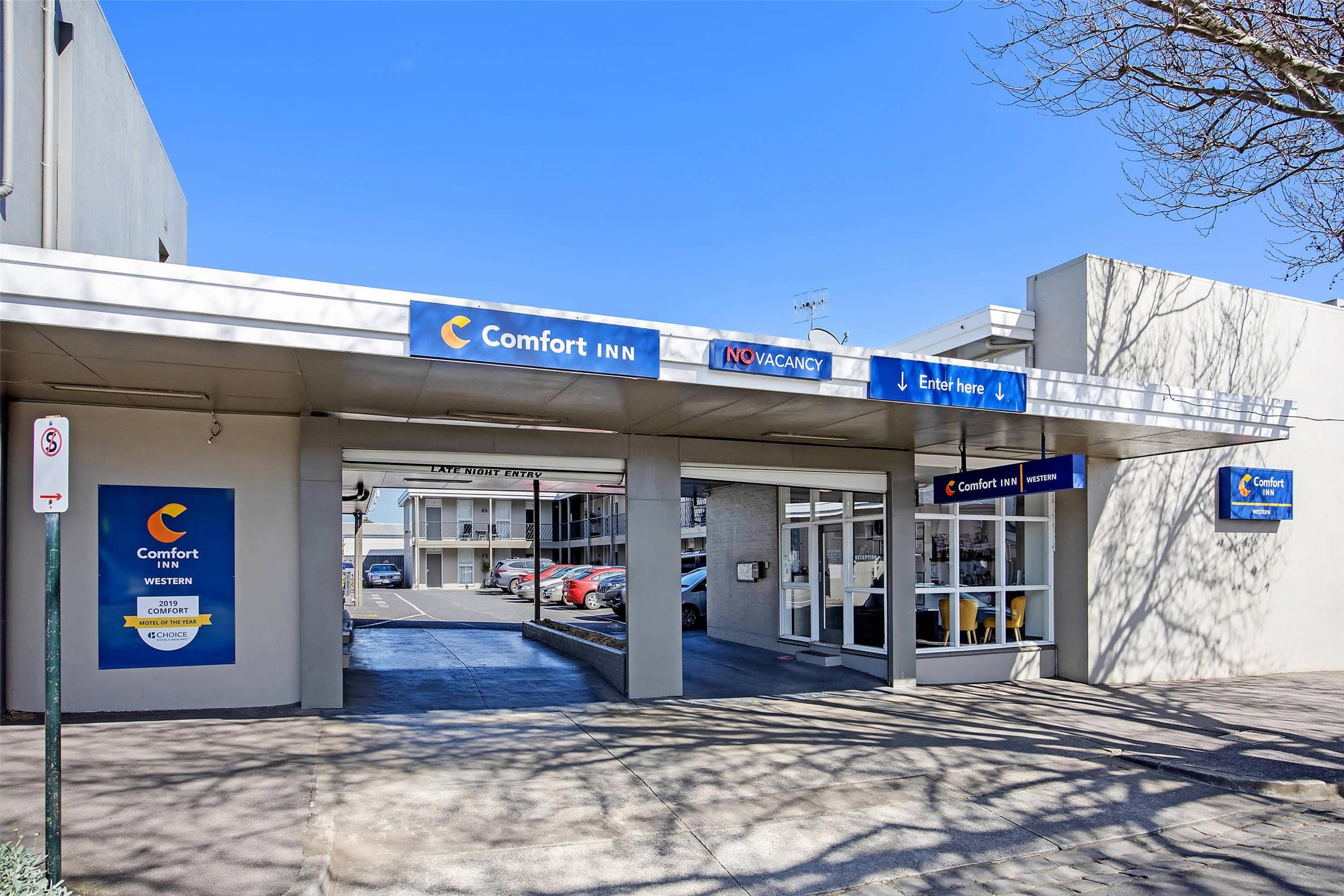 Comfort Inn Western 16/17