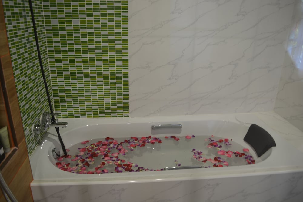 Pace Residence Pattaya 43/46