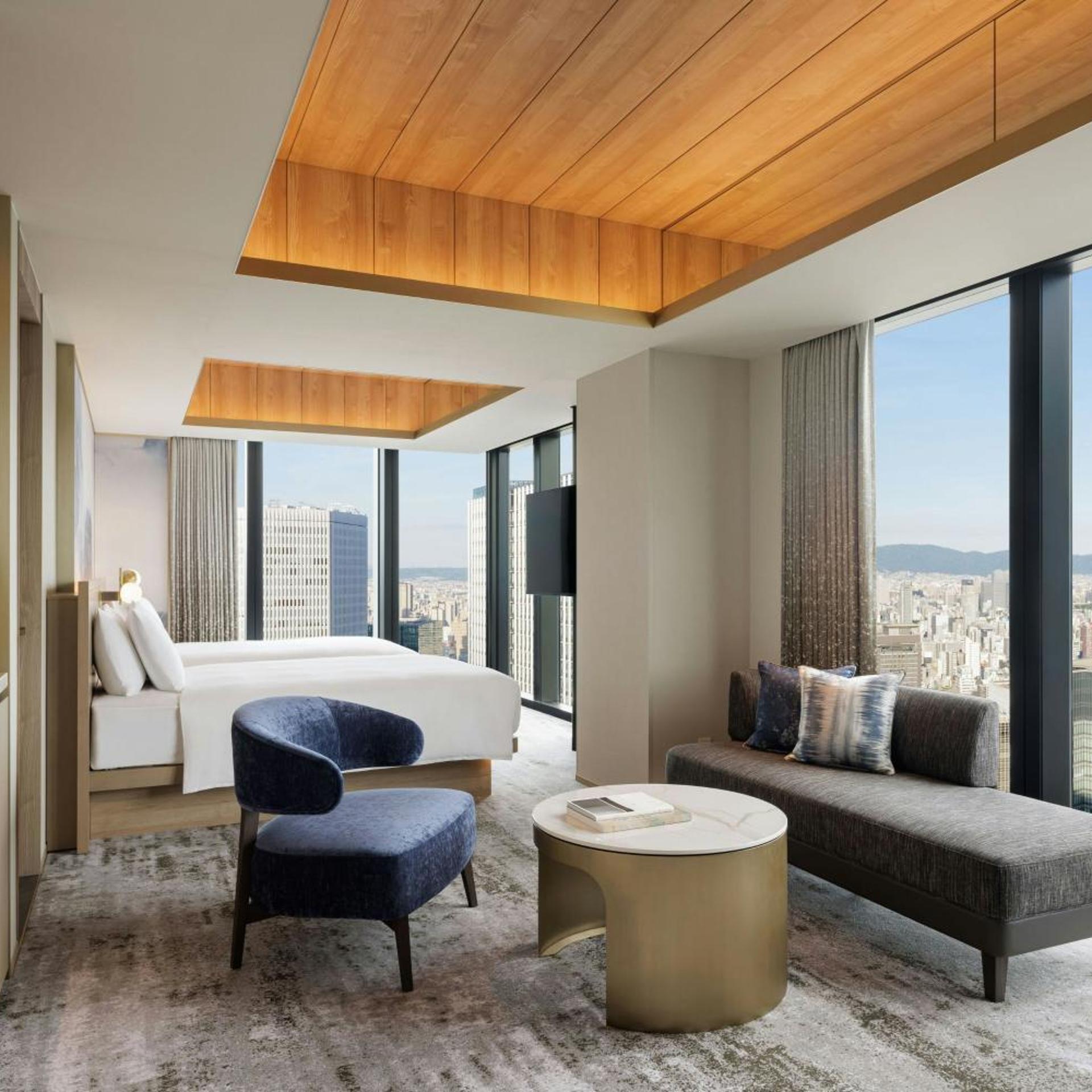 Scenic, Twin Beds, City View, High Floor, Corner