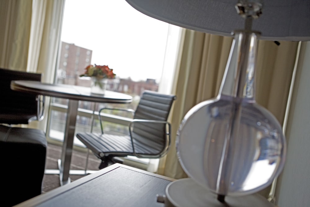 Colonnade Hotel 16/46