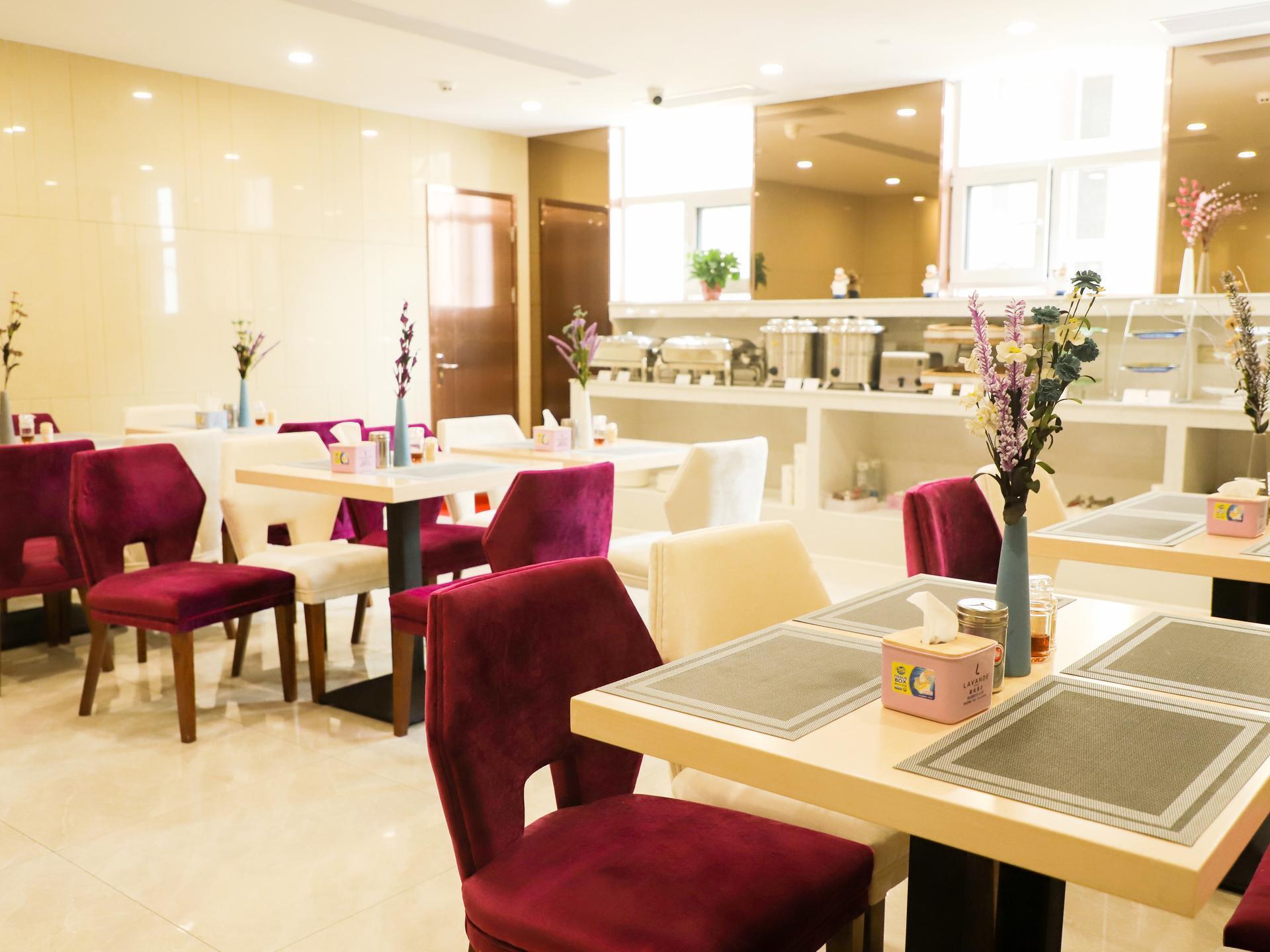 Lavande Hotel (Heze Dingtao) 55/65
