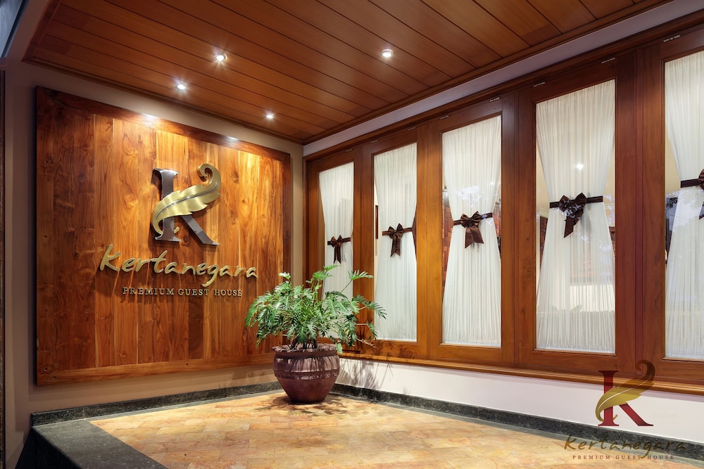 Kertanegara Premium Guest House 19/49