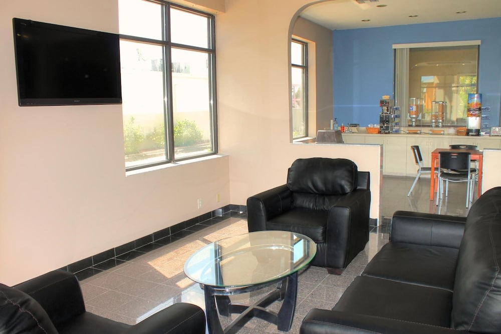 Regency Inn &amp; Suites 21/26