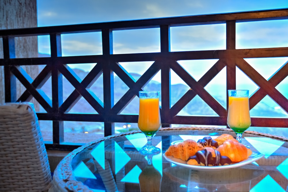 El Jabal Sokhna Hotel 26/28