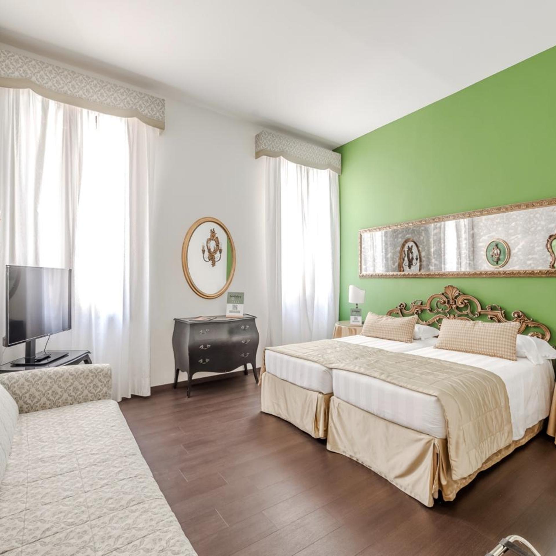 HOTIDAY Room Collection - Venezia Santa Lucia 21/50