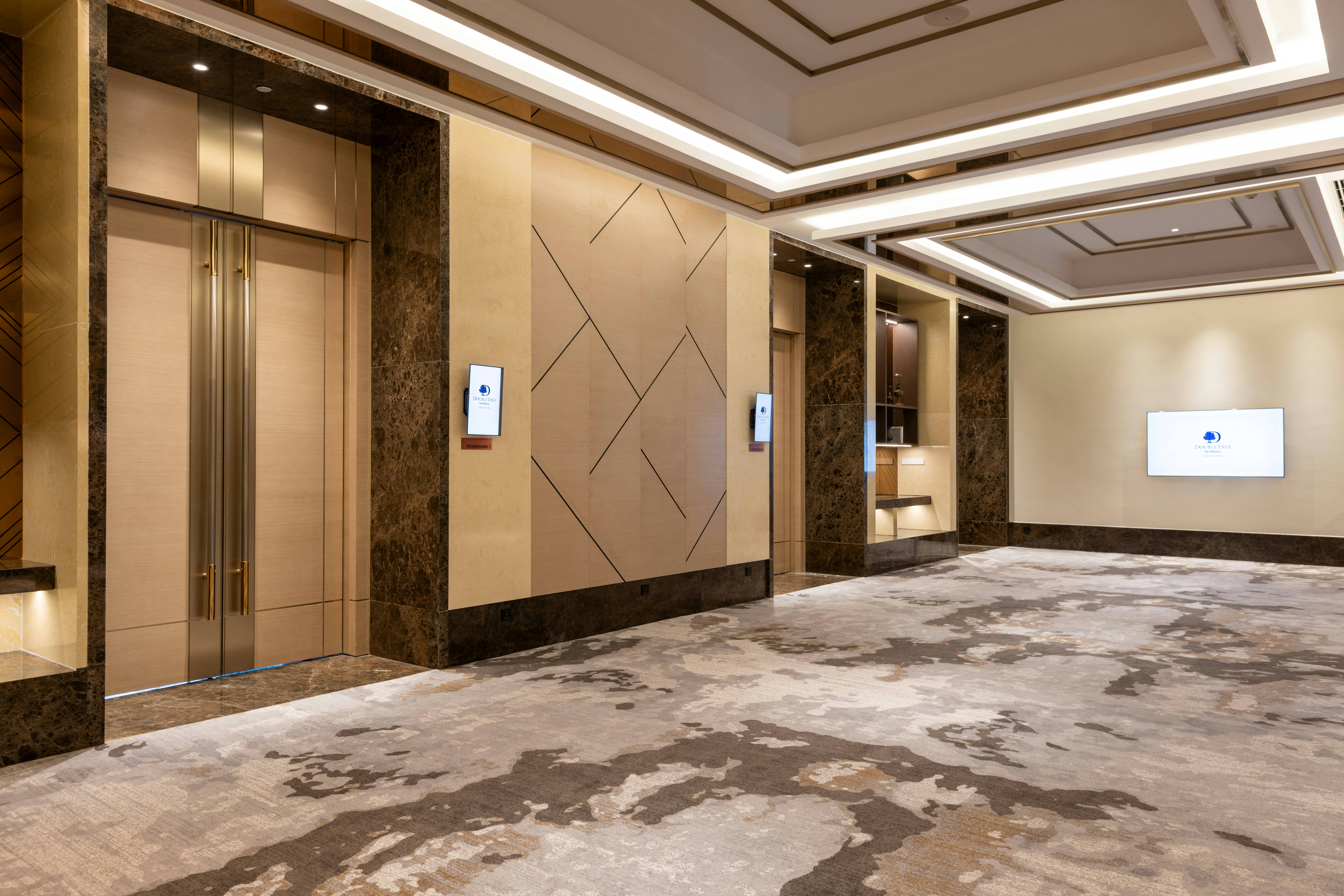 DoubleTree by Hilton Vientiane 46/47