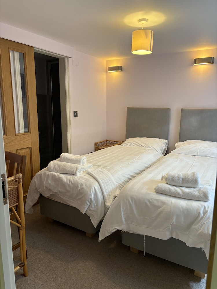 The Falstaff Ramsgate 22/50