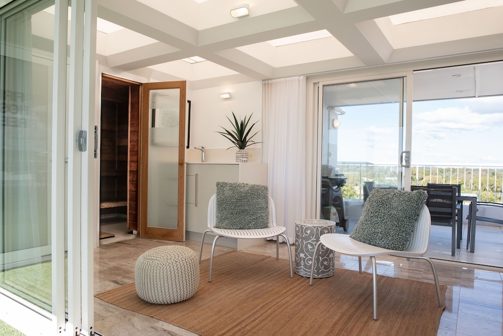 Noosa Pacific Riverfront Resort 23/50