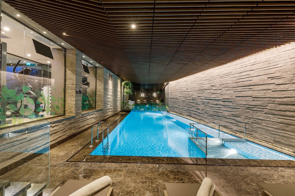 Amiral Palace Boutique Hotel 44/74