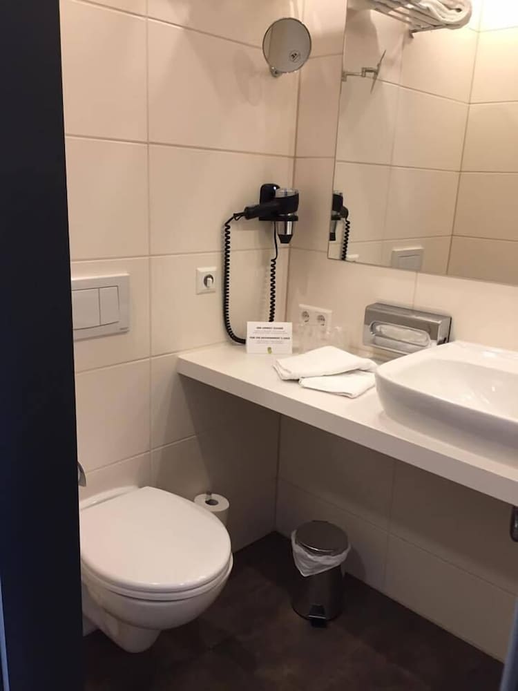 Novina Sleep Inn Herzogenaurach 18/39