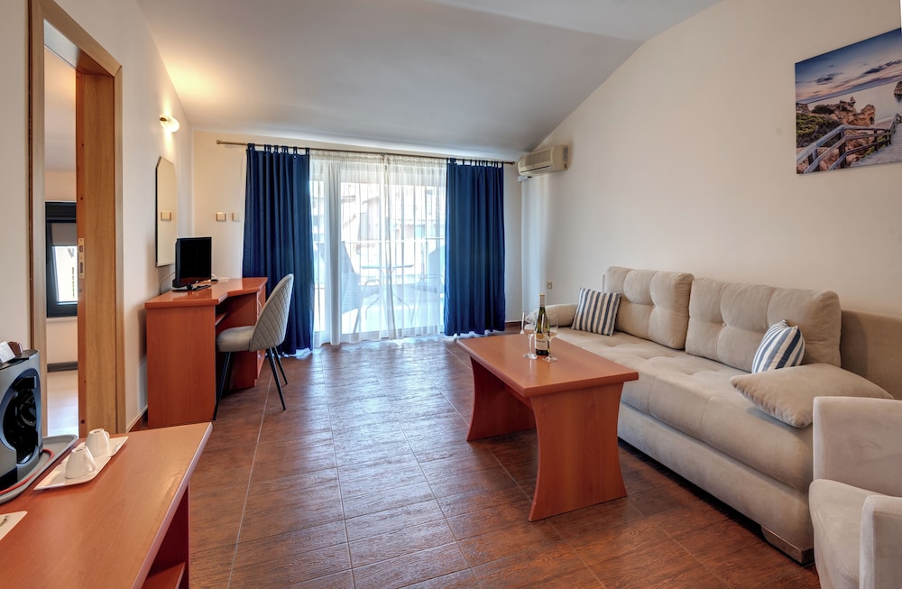 Amon Ra Family Hotel 22/35