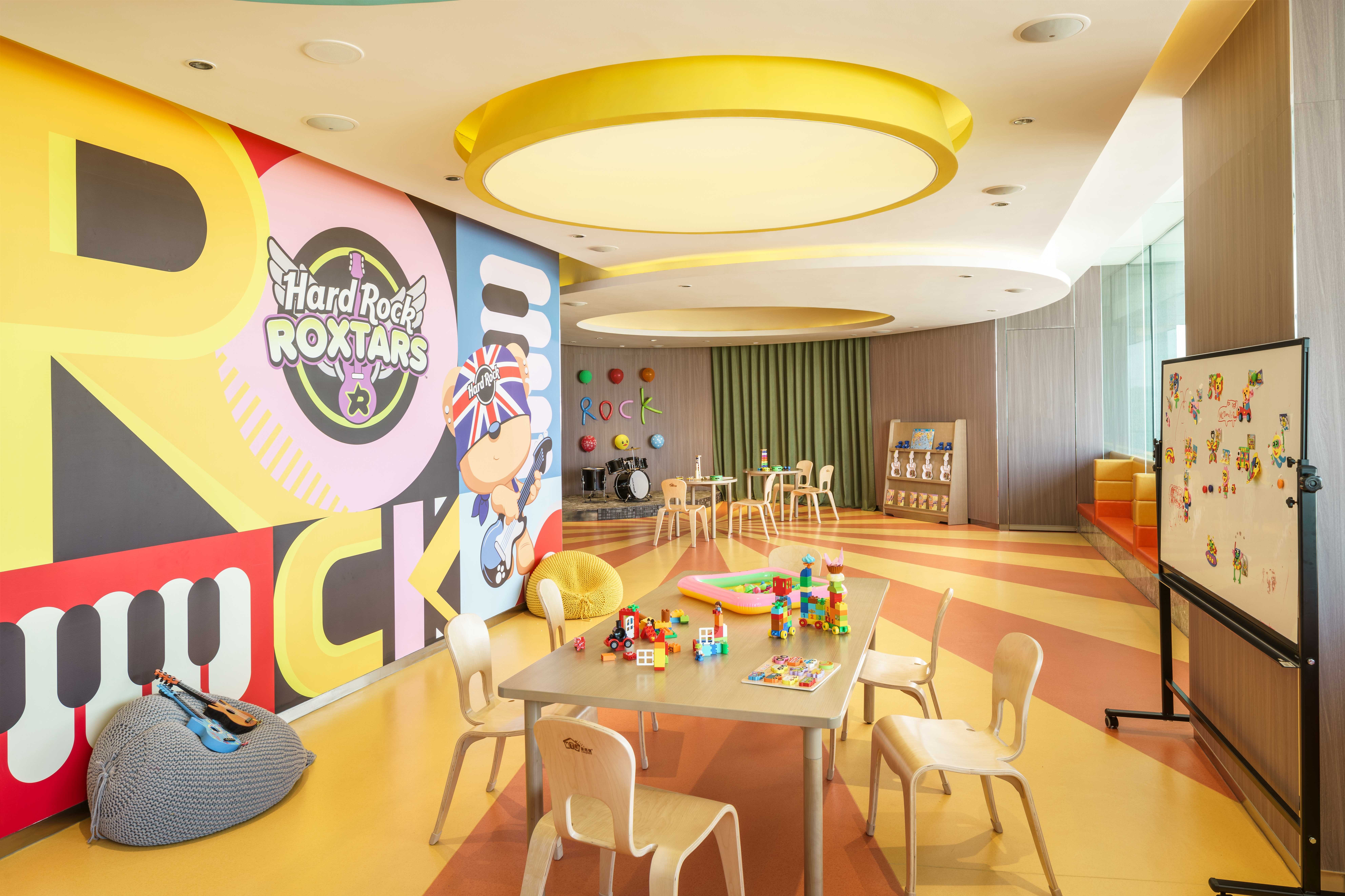 Hard Rock Hotel Shenzhen 88/94