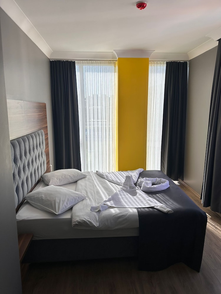 SKYPORT ISTANBUL HOTEL 18/52