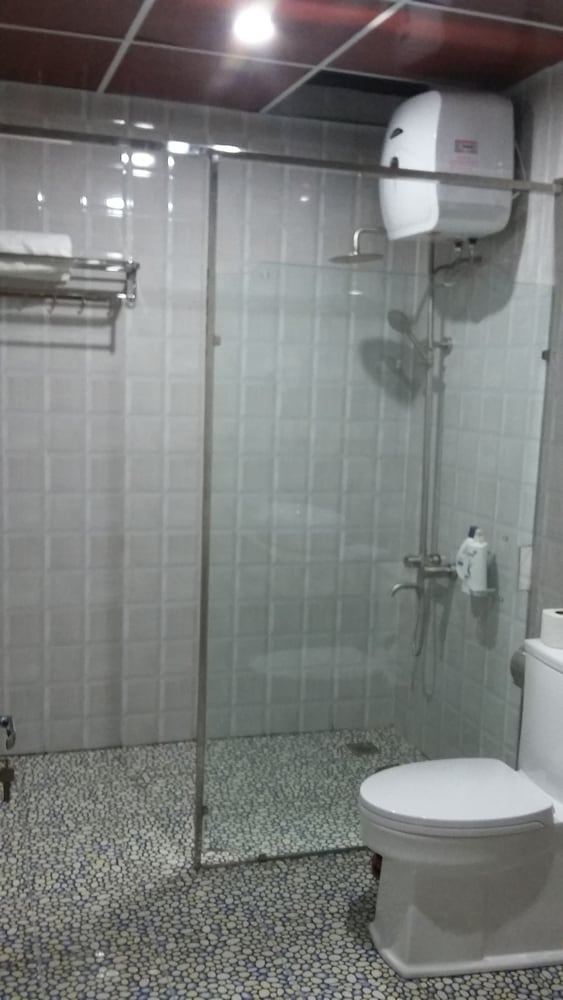 Limestone Boutique Hotel 24/76