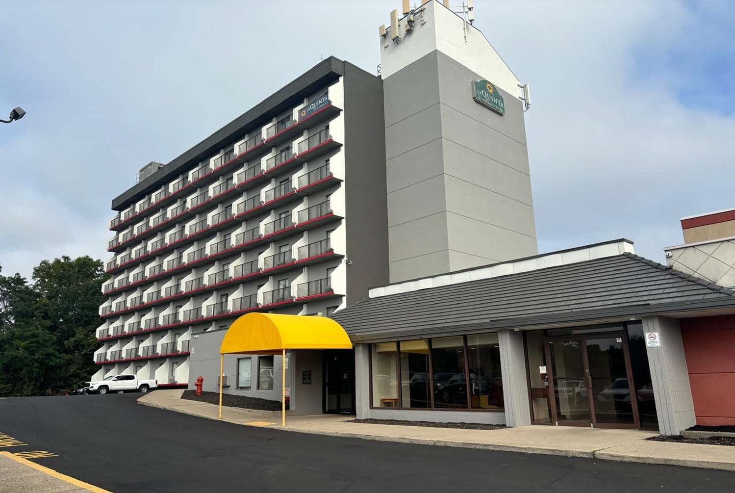 La Quinta Inn & Suites by Wyndham Stamford / New York City 5/59