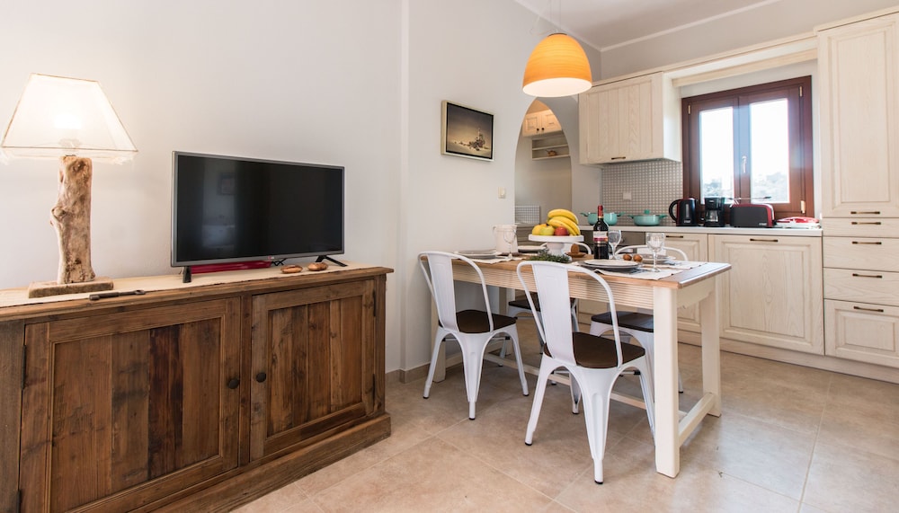 Gratsias Luxury Apartments 31/50