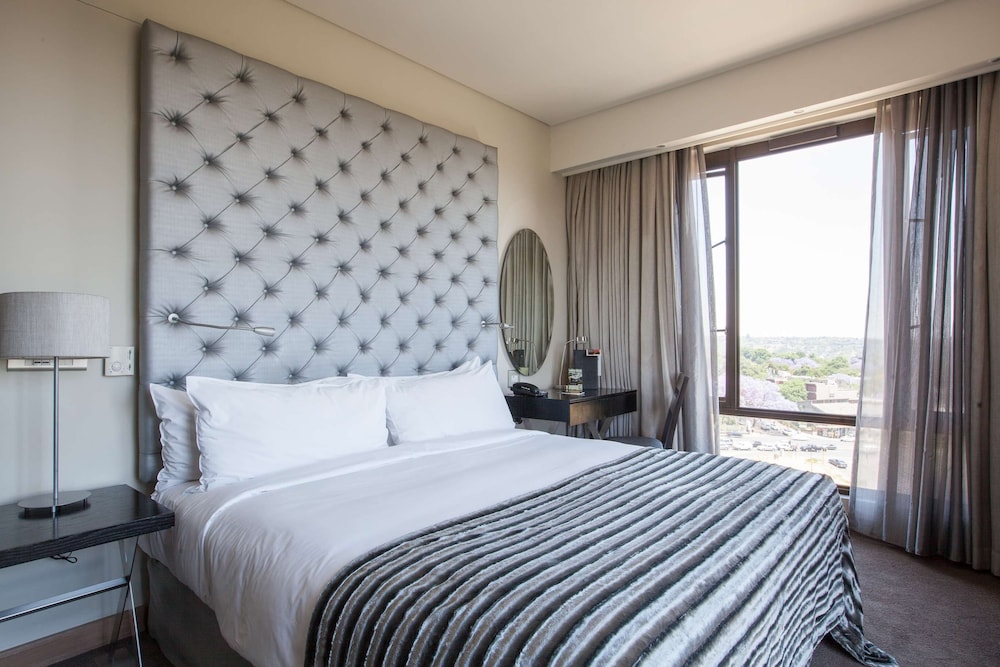 Southern Sun Hyde Park Sandton 10/48