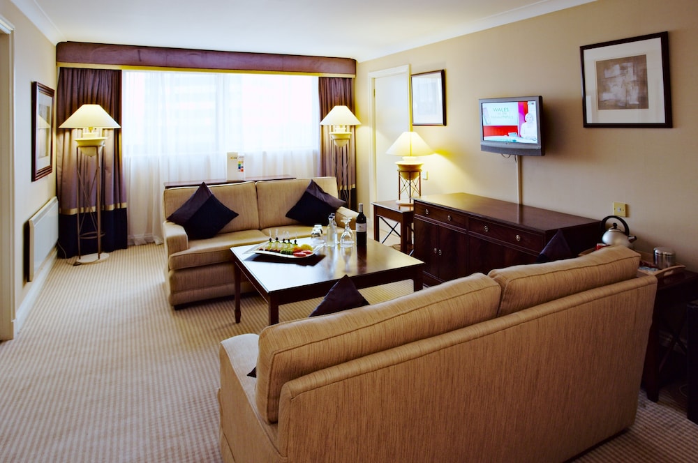 Park Inn By Radisson Cardiff City Centre 34/52