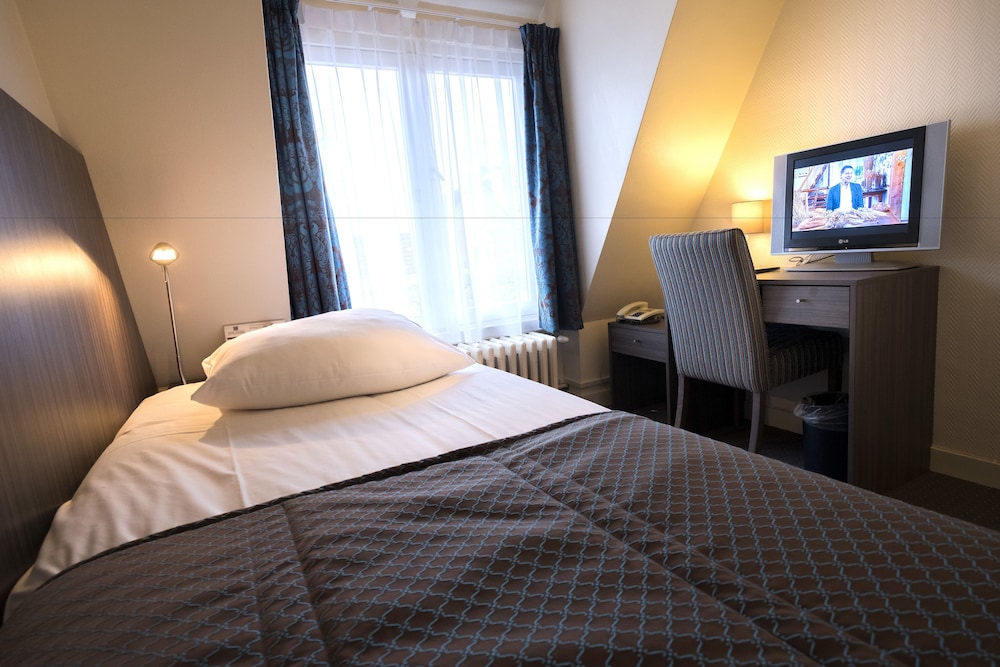 ROOM, SINGLE, SMALL