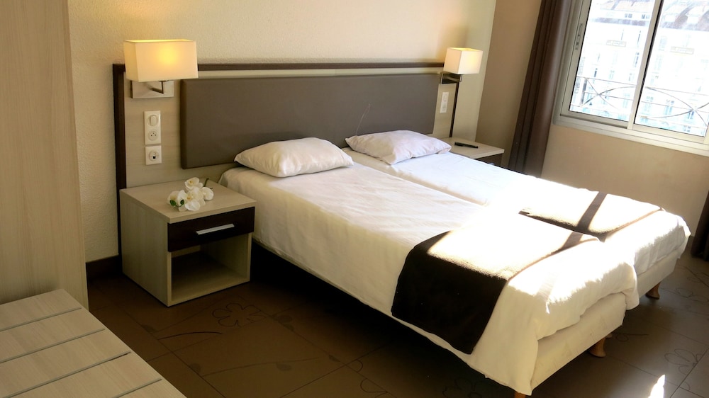 1 BEDROOM, COMFORT, APARTMENT, TWIN BEDS, SOFA