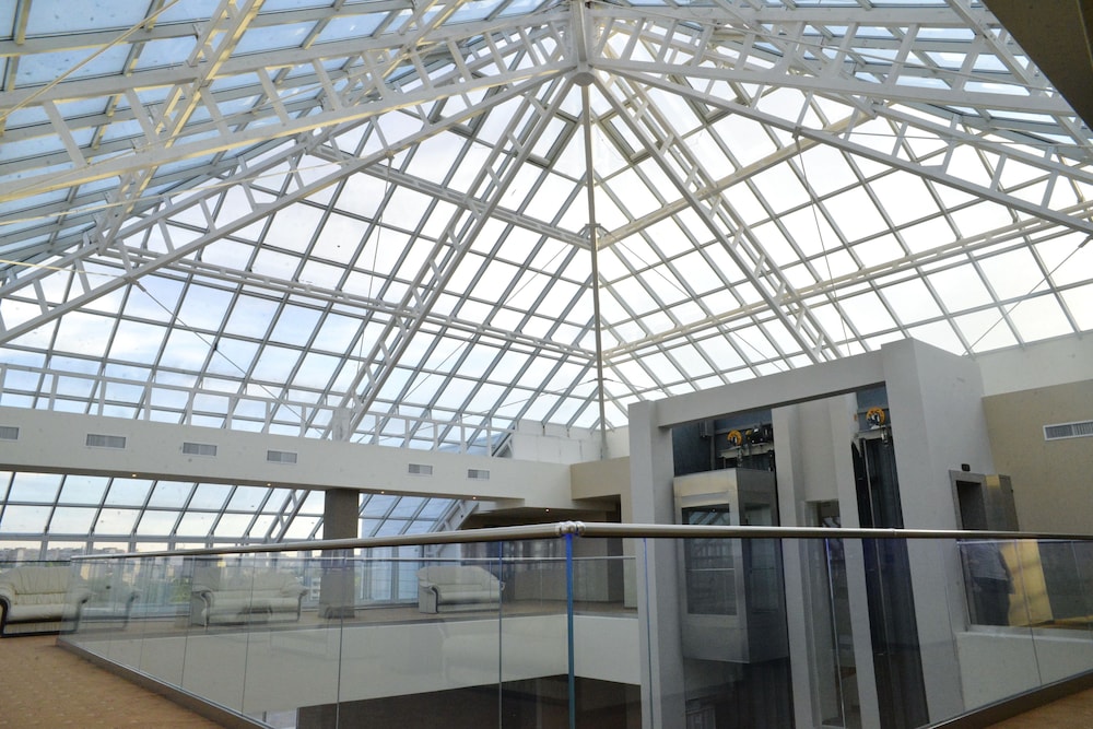 Ramada by Wyndham Constanta 5/51