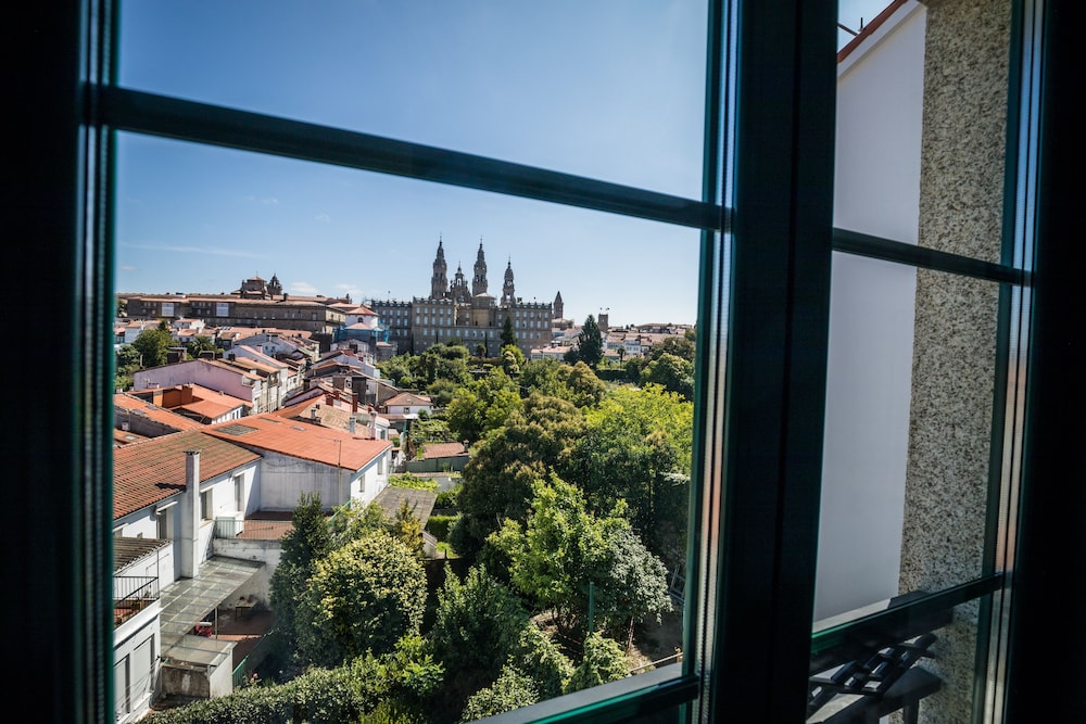 Pombal Rooms Santiago 42/50