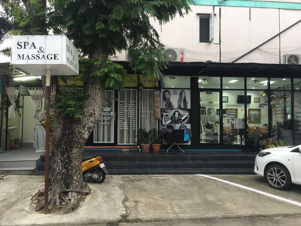 Room At Doze 37/37