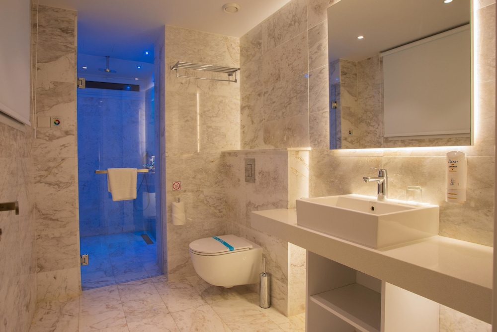 Hotel Napa Suites (Adults Only) 70/71