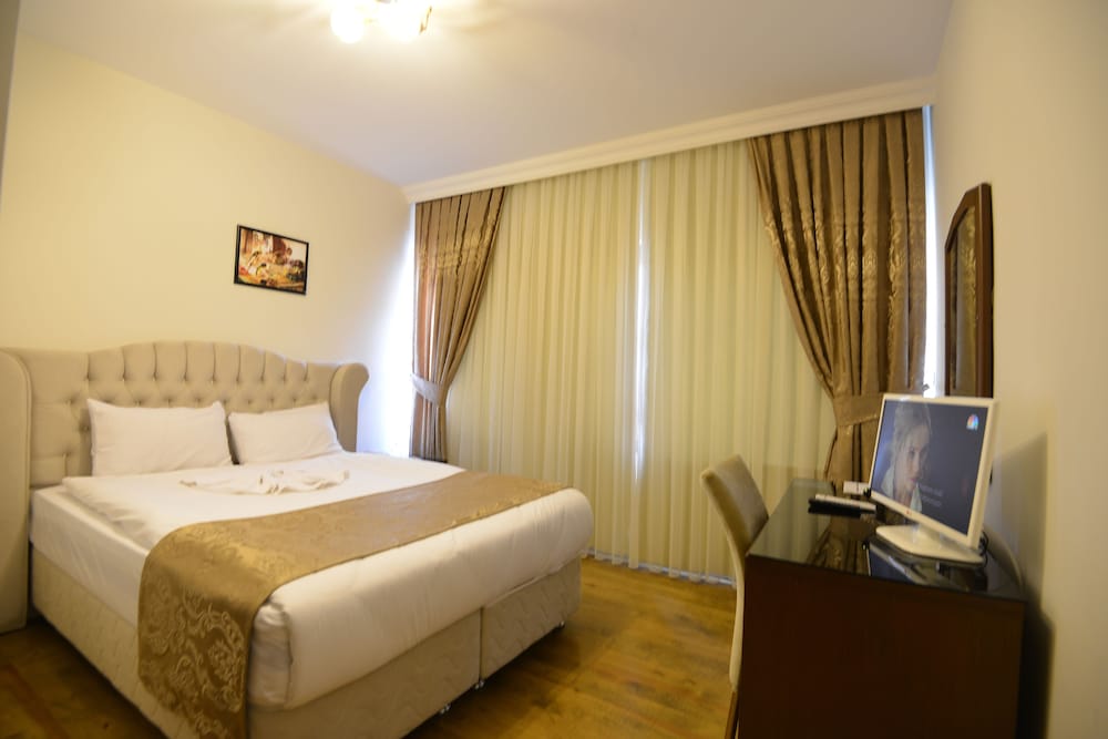 Hotel Ankatra 7/70