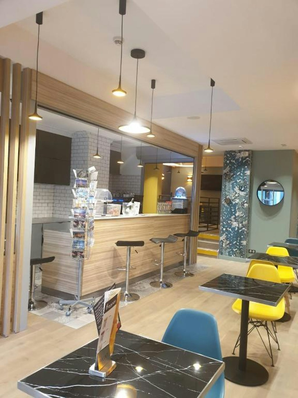 PANAM HOTEL PARIS GAMBETTA (ex Superhotel) 37/50